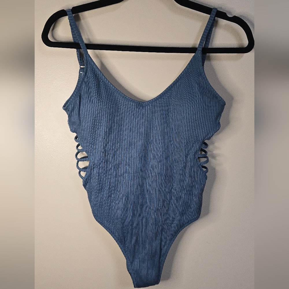 Victoria Secret PINK Women's size Medium One-Piece Swim Bathing Suit